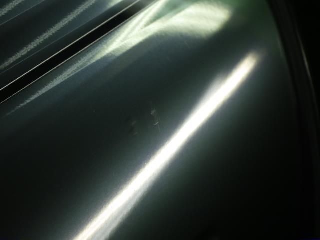 右テールランプ