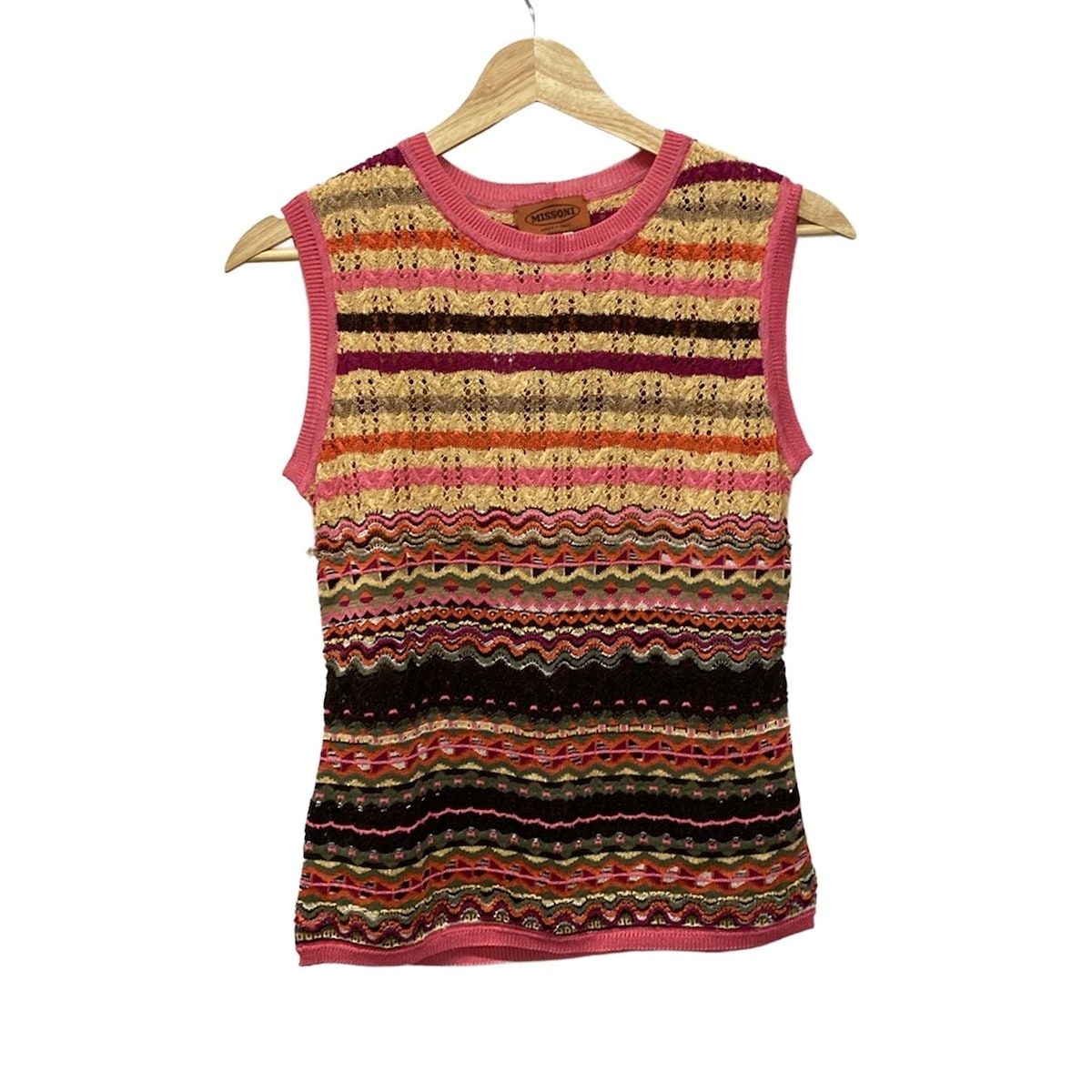 美品　MISSONI ミッソーニ　タンクトップ　ノースリーブ　総柄 マルチカラー MISSONI(ミッソーニ) ノースリーブカットソー サイズ44 - ピンク