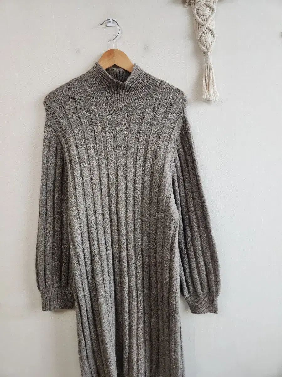 マッシモ ドゥッティ ウール ONE PIECE L