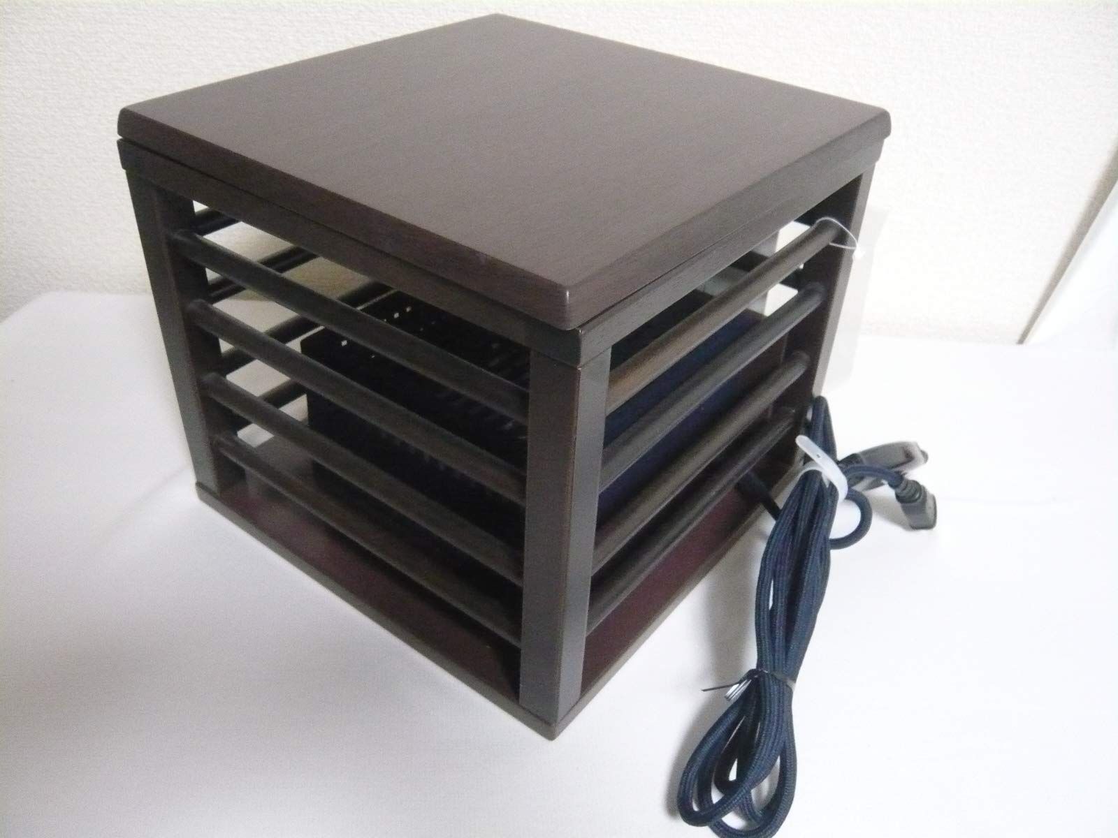 メトロ電気工業 一人用こたつ 滑り落ち防止天板付 コルチェヒーター搭載 MPQ-102B N 30×30×28.5cm