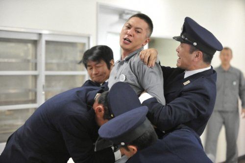 新品未開封】ランナウェイ～愛する君のために DVD-BOX 市原隼人 (出演