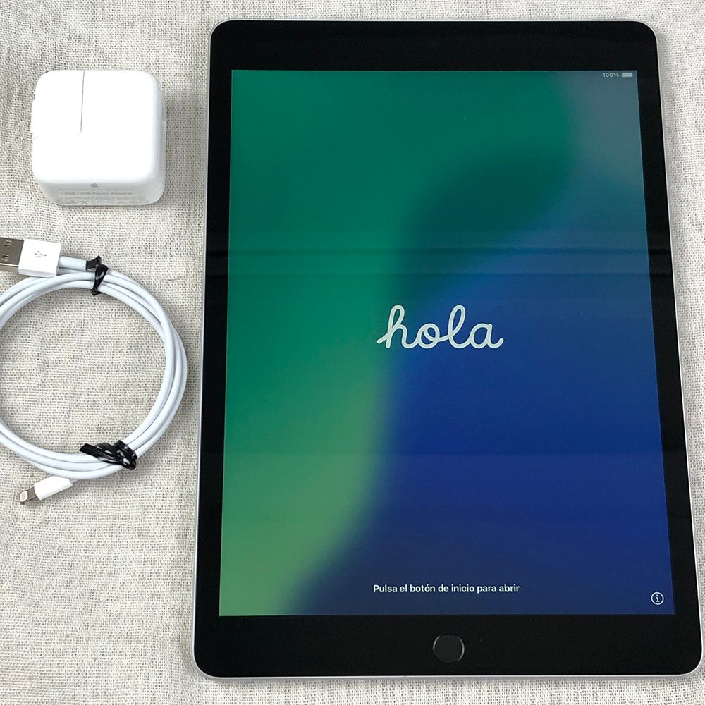 Apple iPad (第9世代) 64GB Wi-Fi + Cellular 【公式通販】