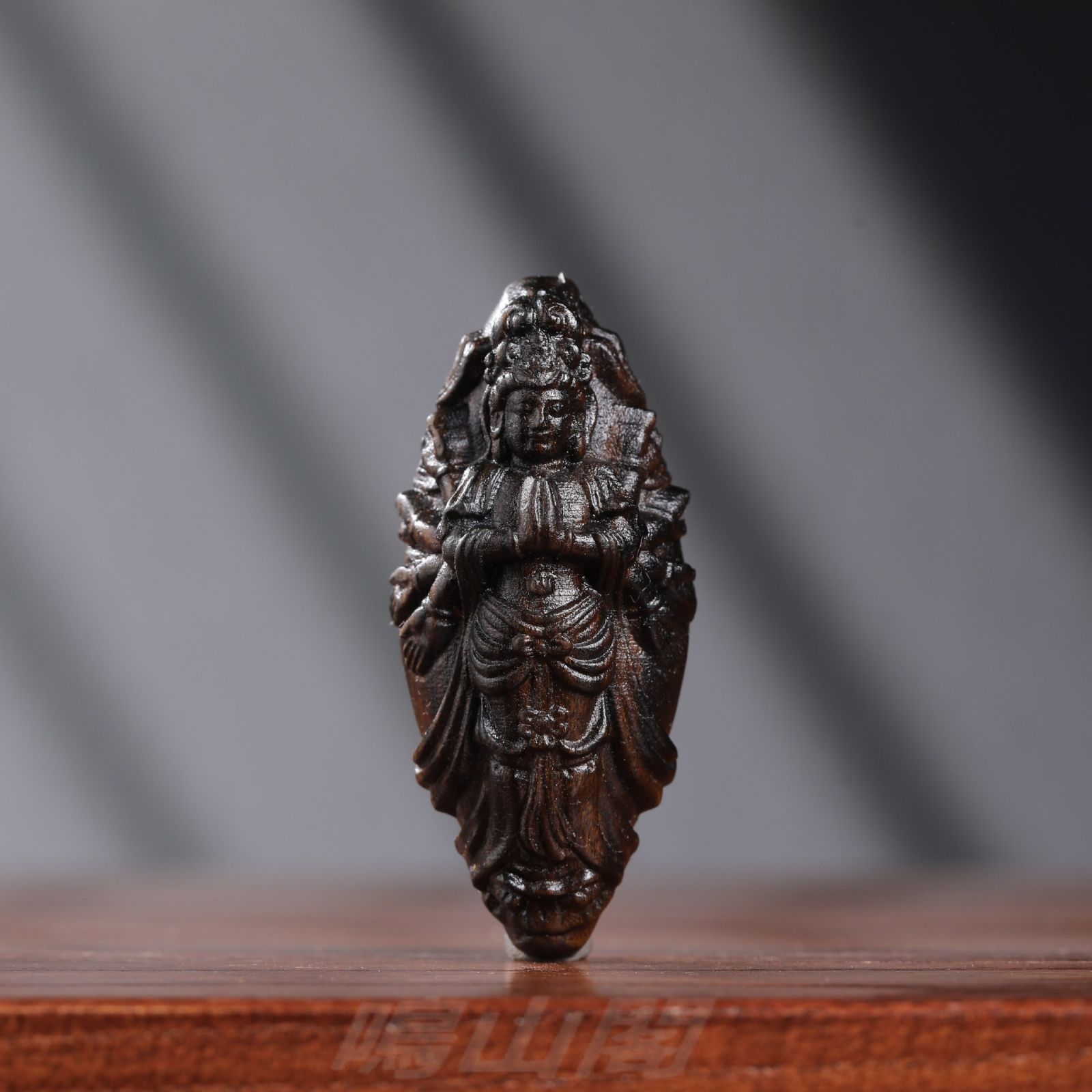 骨董品 沈香木 精工原木彫り 浄瓶観音菩薩 仏像 仏教 彫刻 アンティーク 1015.jpg