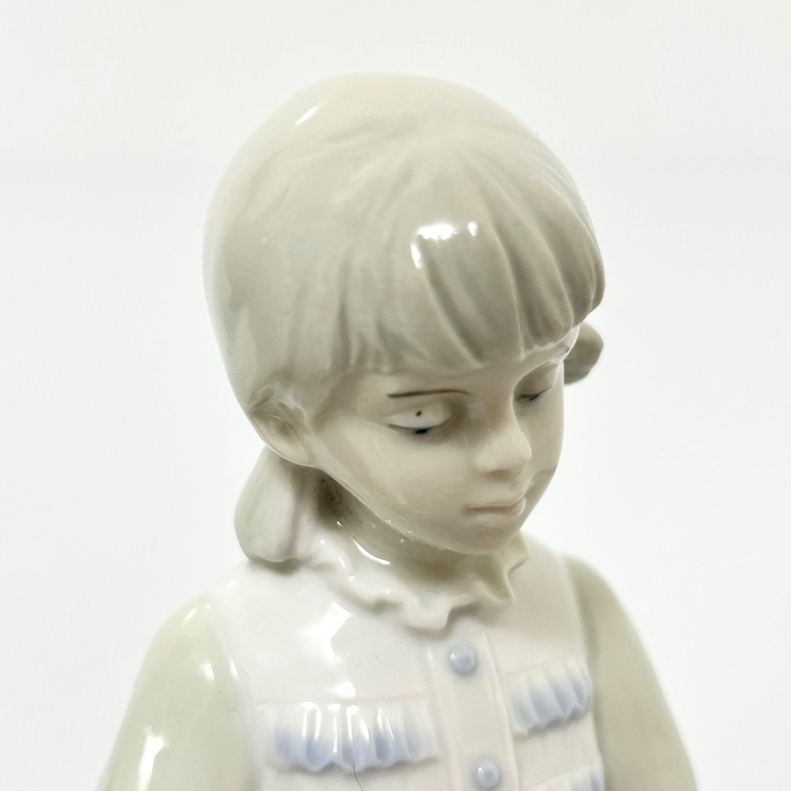 ベルリン磁器製陶所 陶器人形