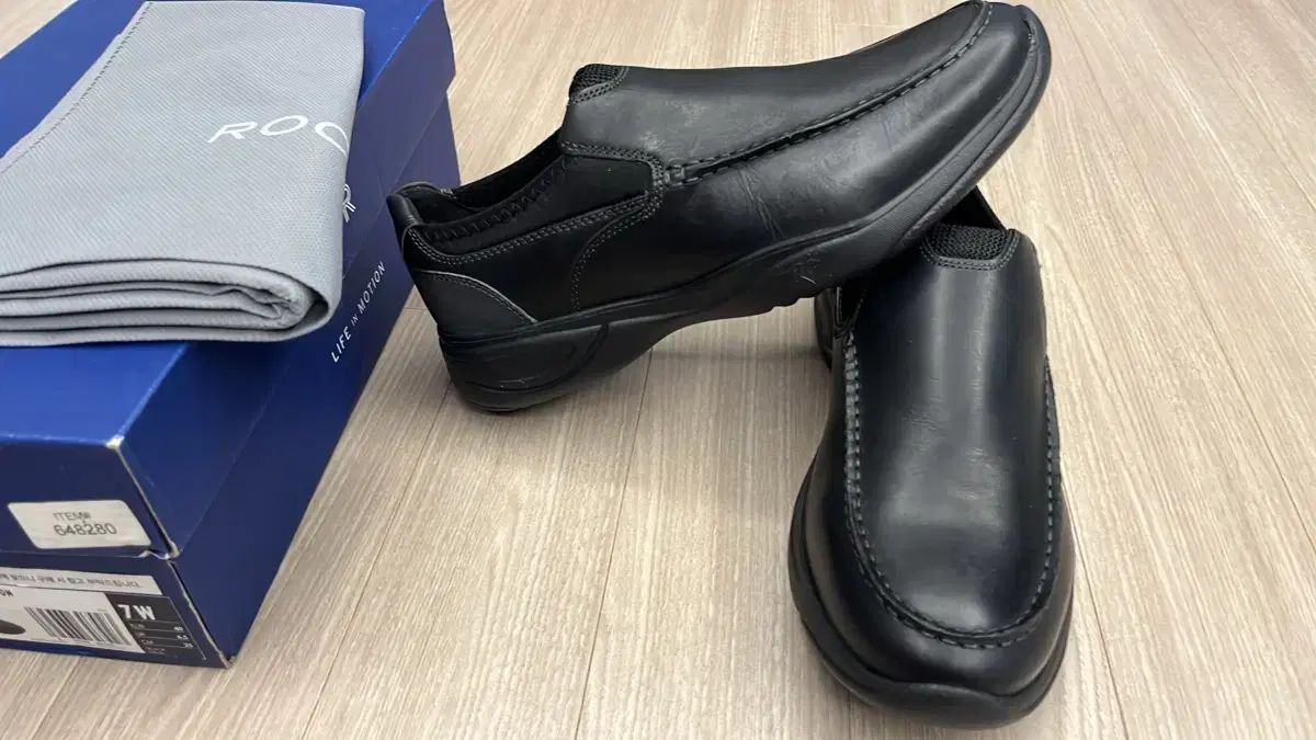 雷市場（ポンジャン）商品韓国直送】 ROCKPORT(ロックポート