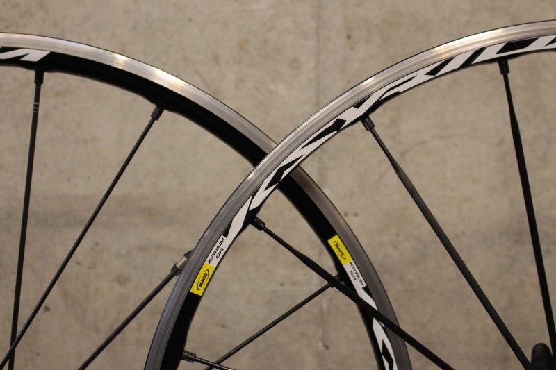 マヴィック MAVIC キシリウム KSYRIUM SR アルミ クリンチャー