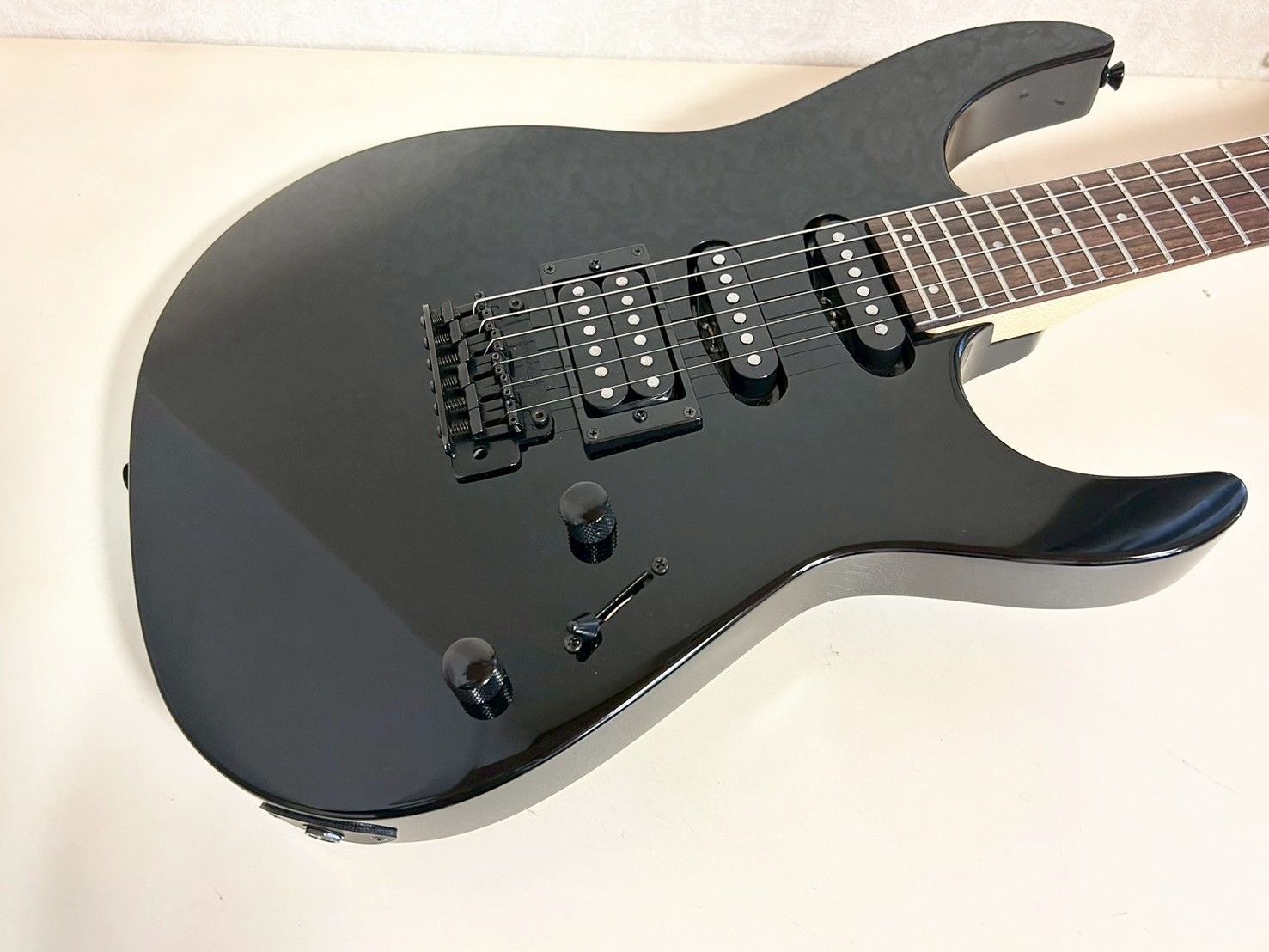 FERNANDES REVOLVER PJ フェルナンデス リボルバー FERNANDES REVOLVER PJベース フェルナンデス リボルバー