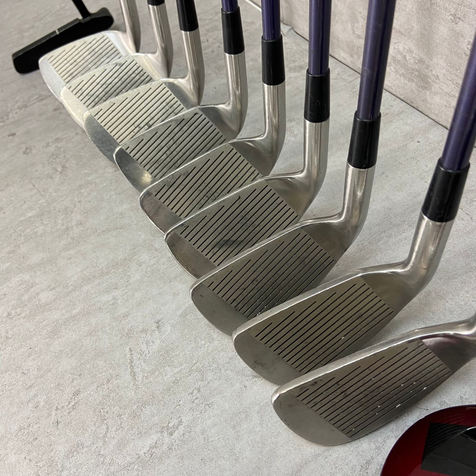 Onoff - ONOFF　オノフ SPALDING　スポルディング　メンズゴルフ14本セット　カーボン　右利き用　キャディバッグ　初心者おすすめ　入門用 ONOFF オノフ SPALDING スポルディング メンズゴルフ14本セット
