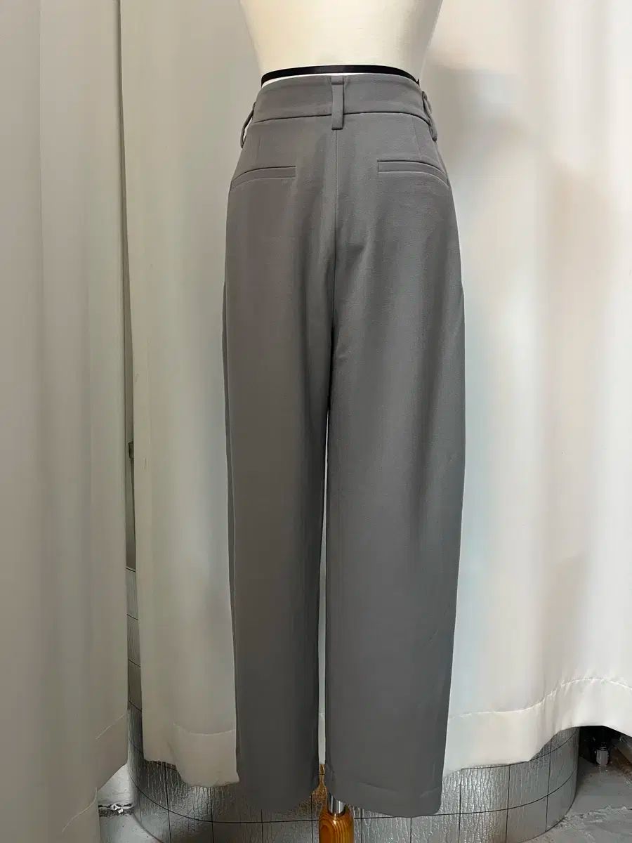 2020 年制度 グレー ワイド スラックス パンツ