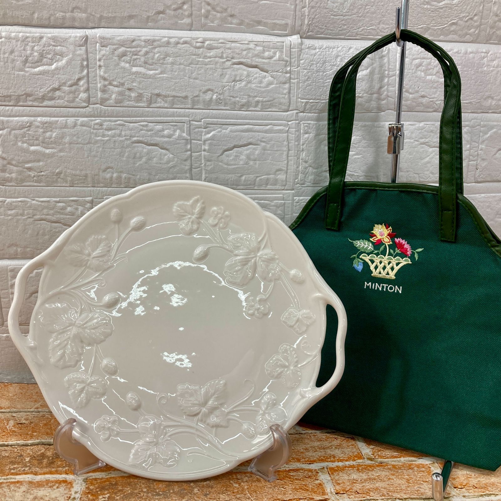 Minton ミントン ヴィクトリアストロベリー プレート 4枚セット