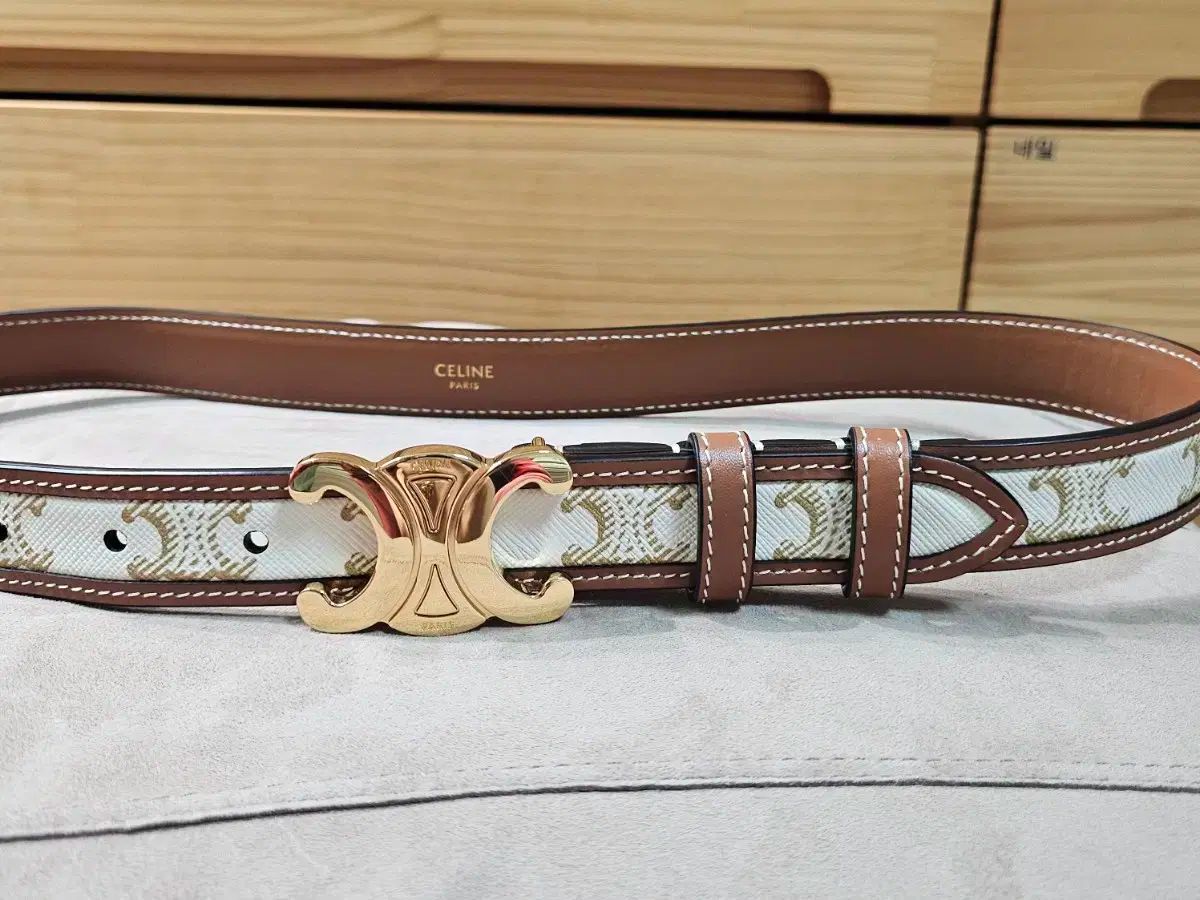 レア物‼️ CELINEトリオンフベルト90年代ヴィンテージ CELINE トリオンフベルト 90 レア物‼️ CELINEトリオンフベルト90年代