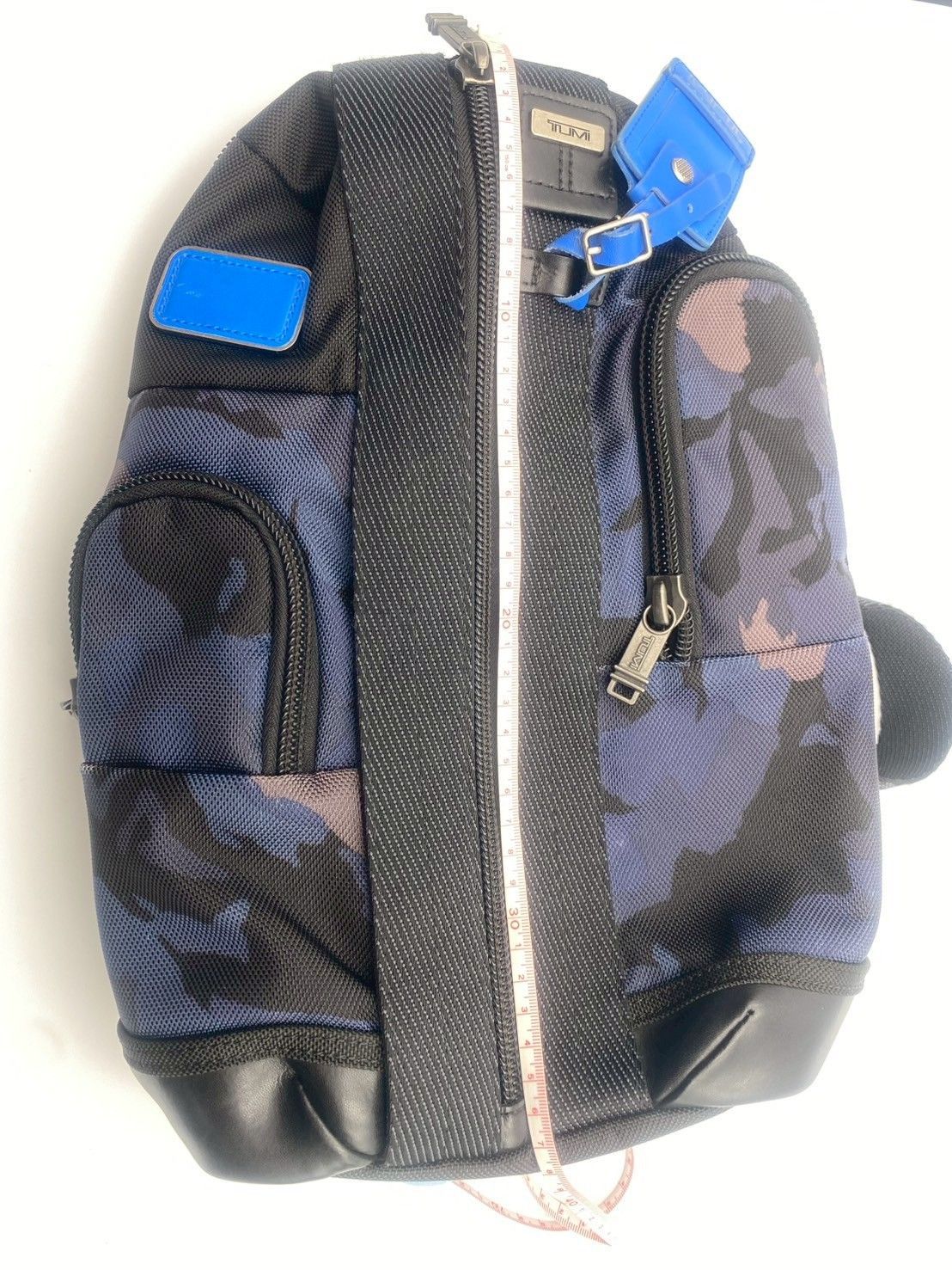 TUMI サラトガ 222393 迷彩ボディバッグ ネイビー ワンショルダー 黒