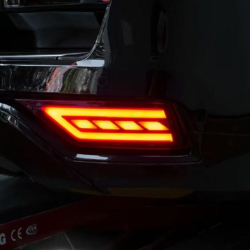ランドクルーザー300 ランクル300 増設LEDリフレクター 流れる