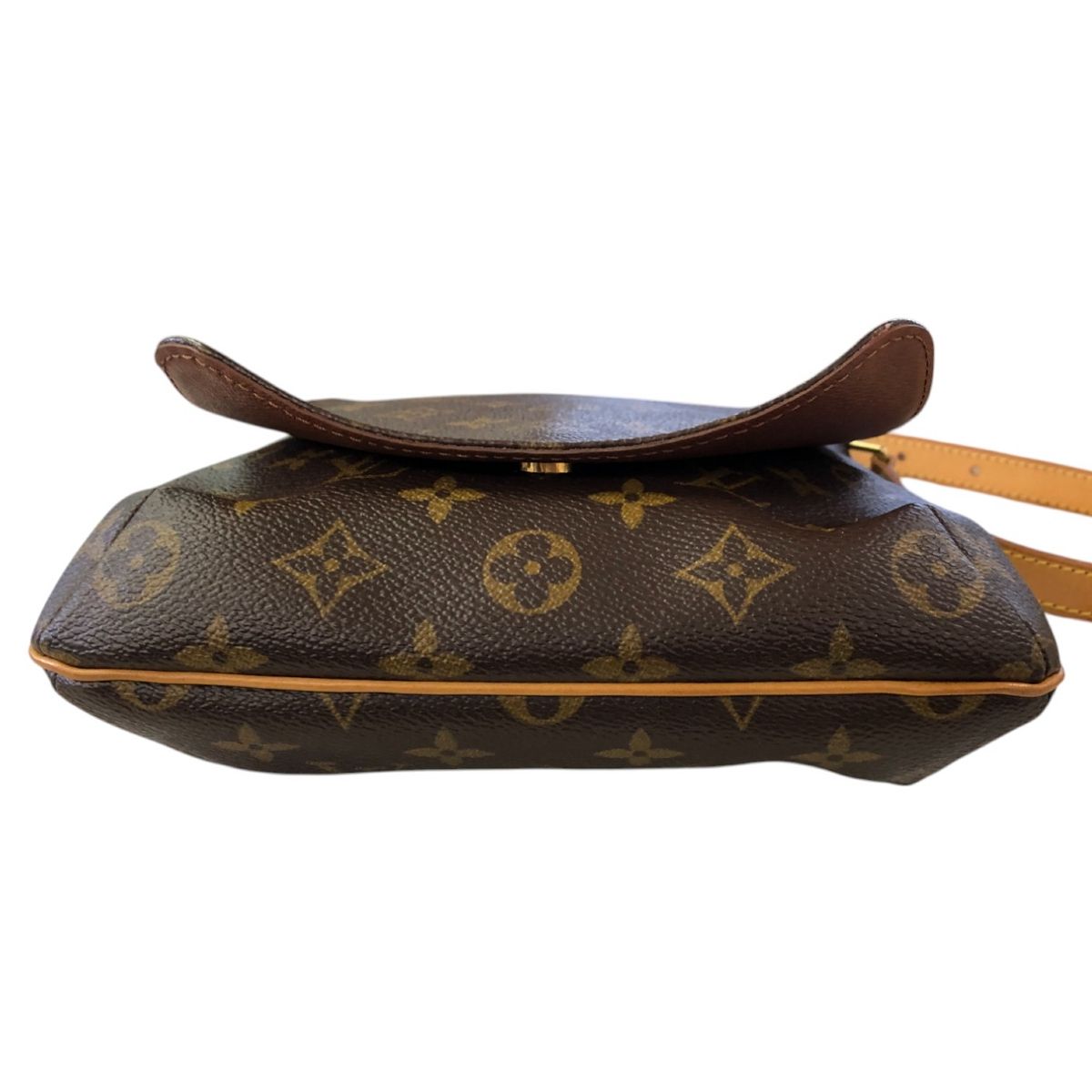 ルイヴィトン　モノグラム　ミュゼットサルサ　ショルダーバッグ　レザー LOUIS VUITTON ルイヴィトン ミュゼット・サルサ ショート