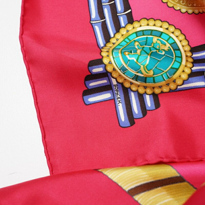 エルメス　HERMES 　スカーフ　カレ90　神聖なるペルー HERMES】【HUACA PIRU】【フランス製】エルメス『カレ90 神聖