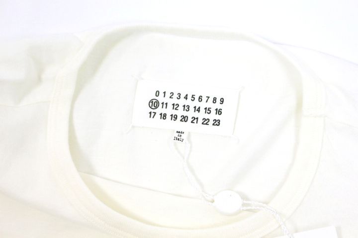 新品】 メゾンマルジェラ MAISON MARGIELA 10 リバースロゴ Tシャツ