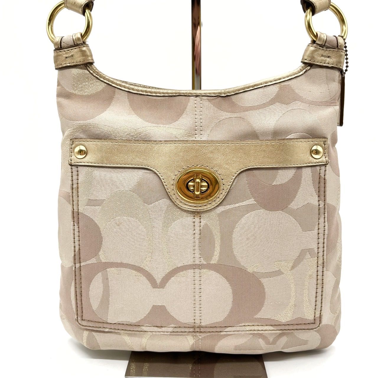 【極美品】コーチ リュック スタッズ ターンロック ゴールドロゴ ゴールド金具 ✨良品✨ COACH コーチ ショルダーバッグ トートバッグ ターン