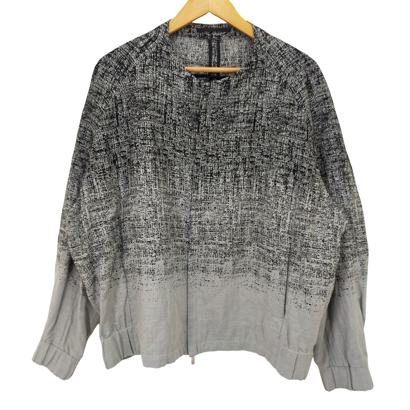 アタッチメント ATTACHMENT 22SS LI/C GRADATION JACQUARD COLLARLESS BOMBER メンズ JPN：2 