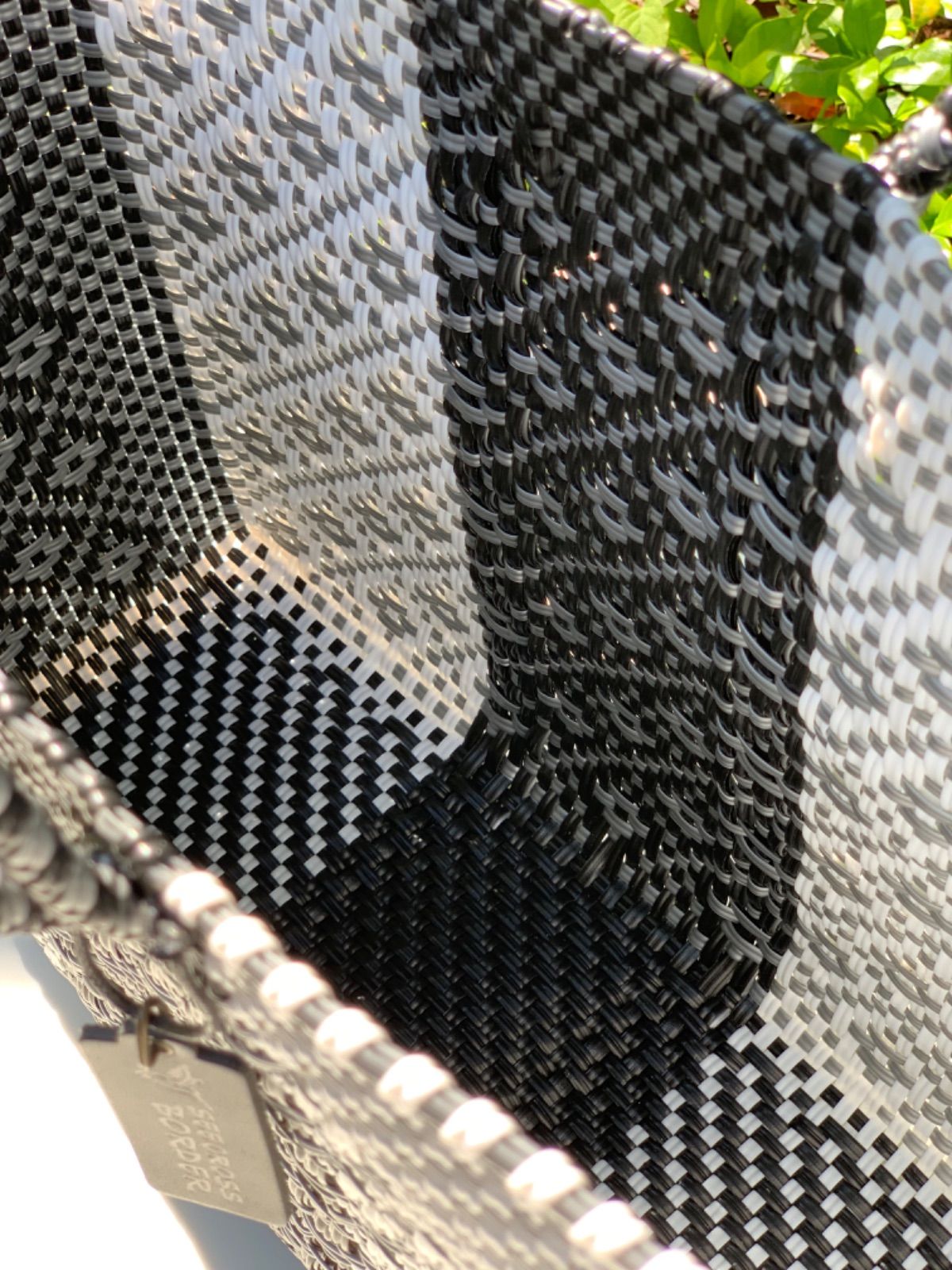 新品 大人気オアハカ産 メルカドバッグ シルバーブラック Sサイズ 新品 大人気オアハカ産 メルカドバッグ ホワイト/ブラック S