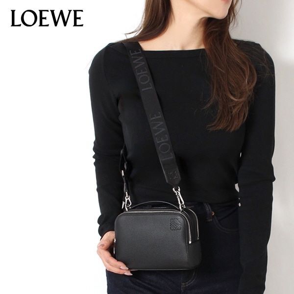 LOEWE】カメラ クロスボディバッグ ミニ サテンカーフ (LOEWE