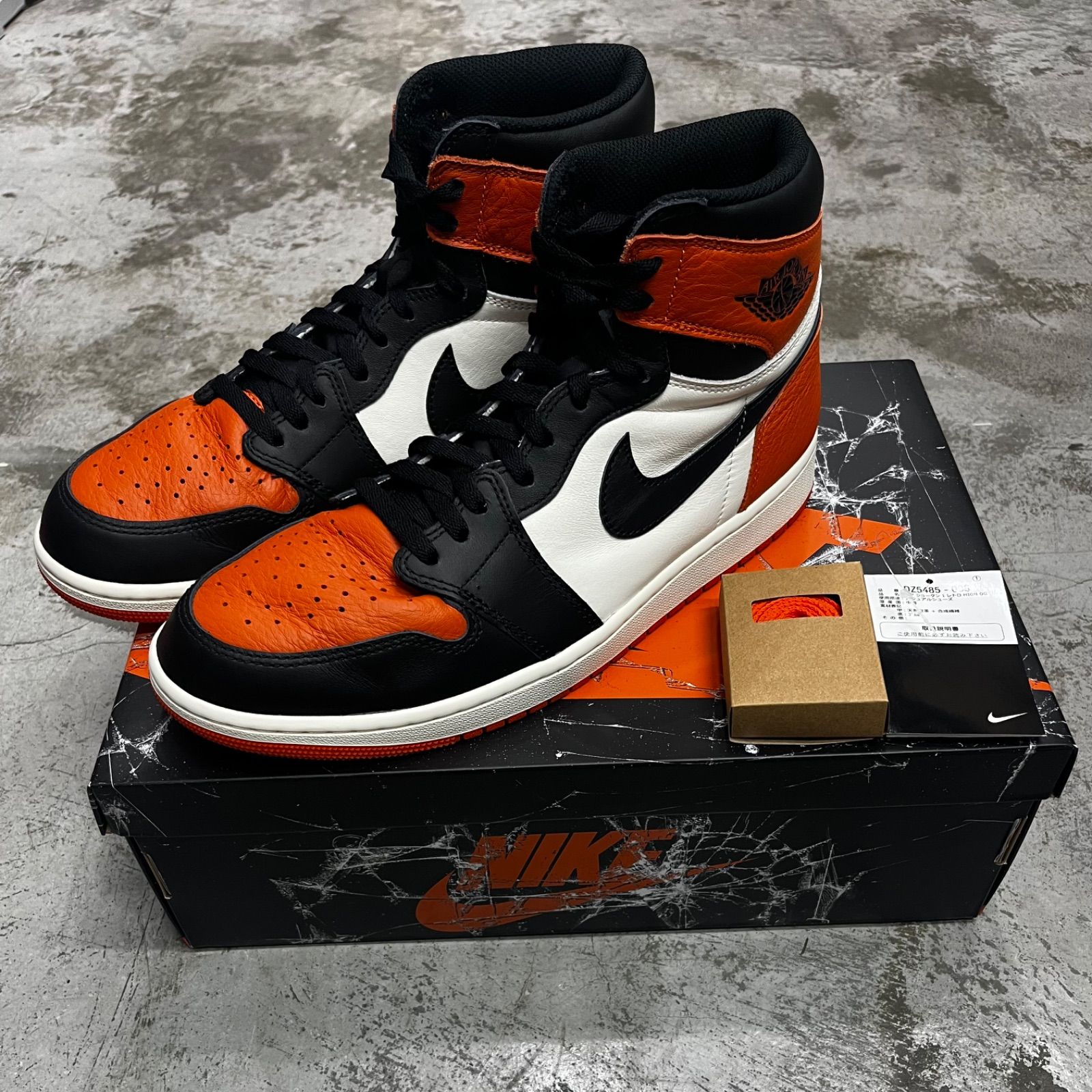 国内正規 NIKE Air Jordan 1 Retro High OG Shattered Backboard