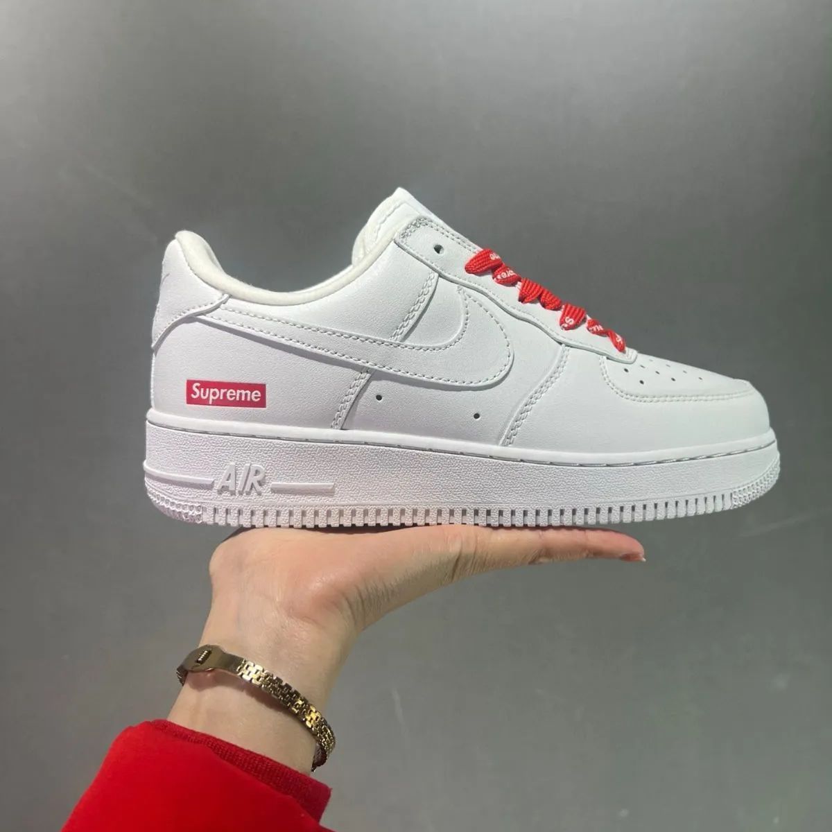 値下げします Supreme x NIKE Air Force 1 Low CU9225-100 新品