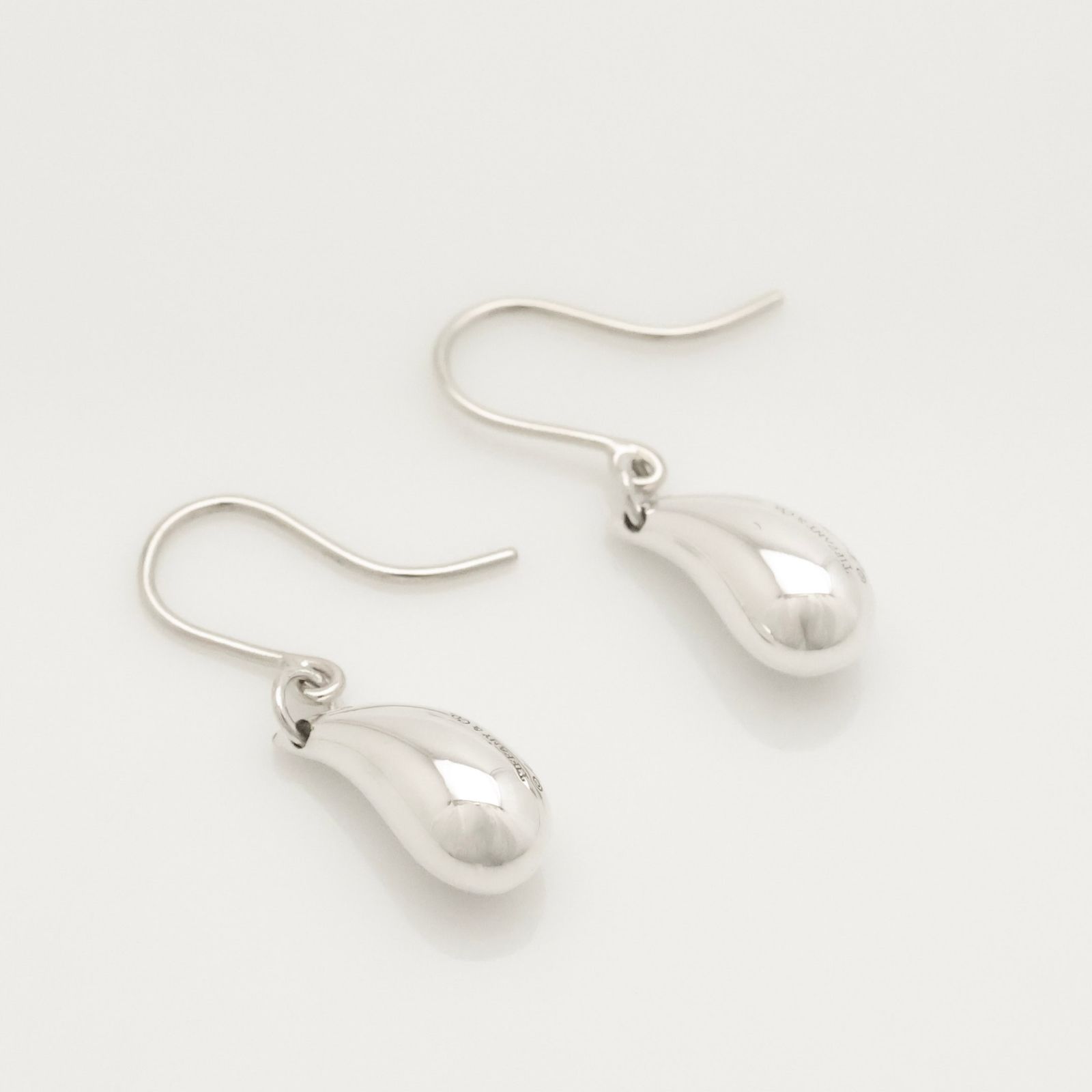 ティファニー ティアドロップ フック ピアス シルバー925 TIFFANY&Co. 美品 Tiffany & Co. ティファニー エルサペレッティ