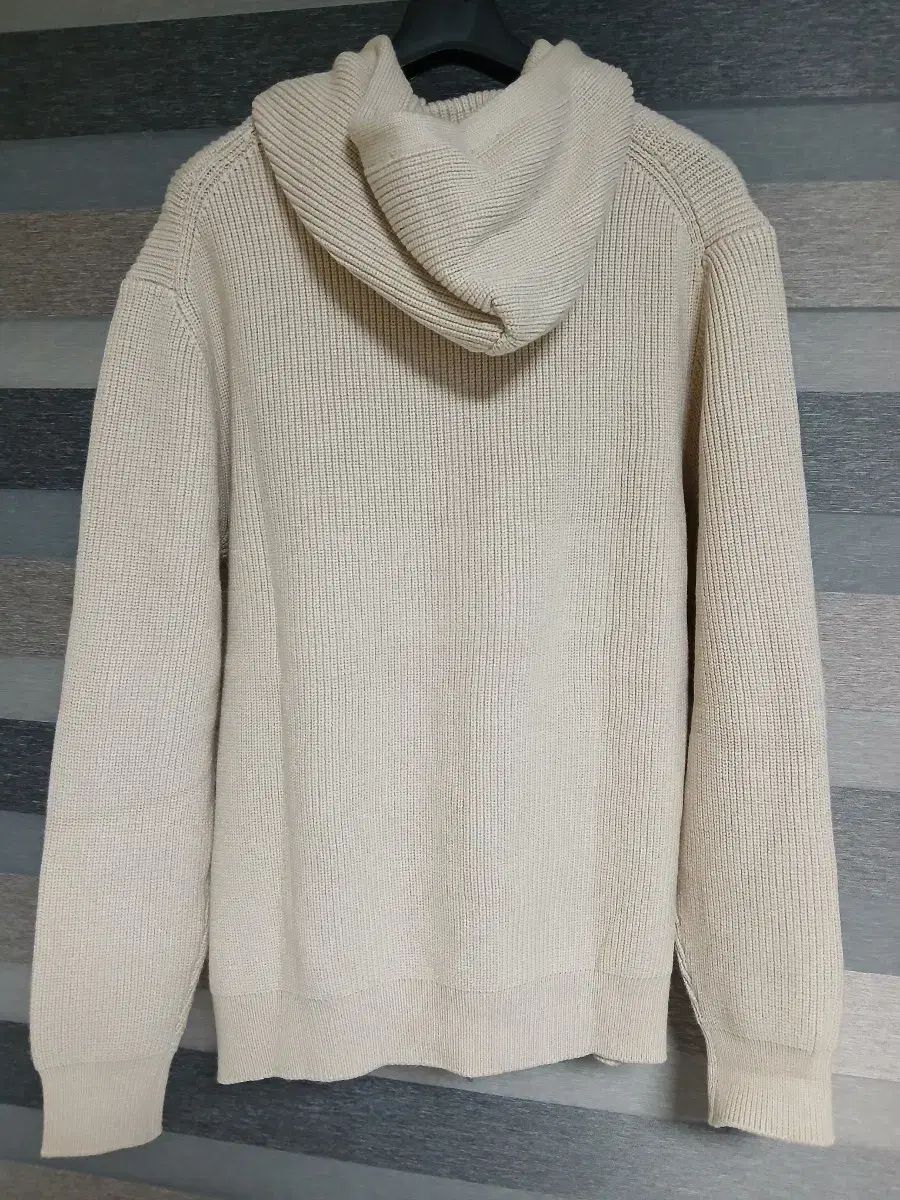 N81★美品★23SS★極上シルク＆スパンコール パーカー ブルネロクチネリ N81☆美品☆23SS☆極上シルク＆スパンコール パーカー ブルネロ