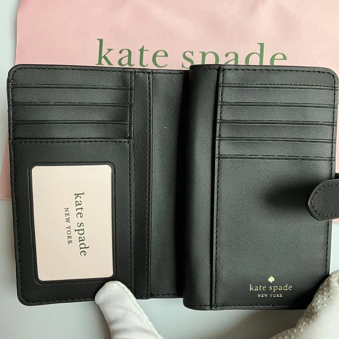 ケイトスペード（kate spade） 二つ折り財布 人気のキルト加工