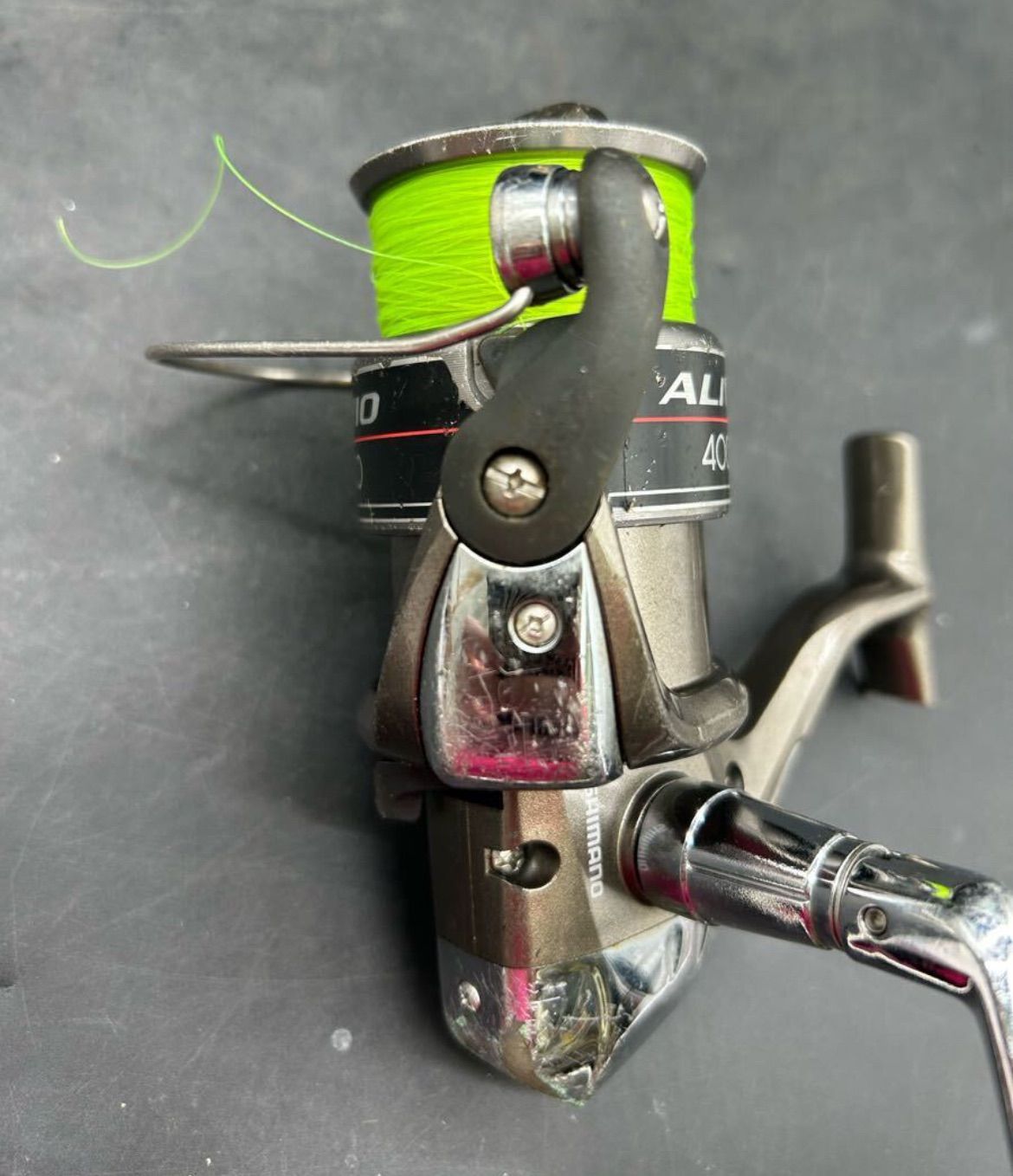 1697 SHIMANO シマノ ALIVIO 4000 釣り具道具 リール アウトドア