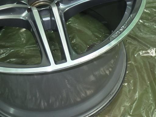 純正 アルミホイール