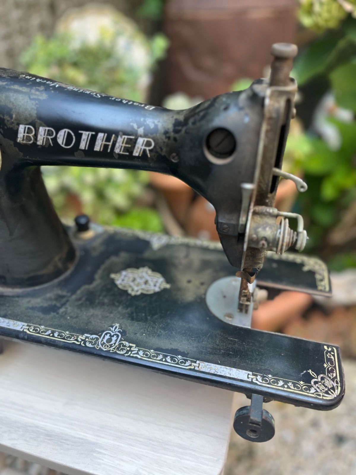 ジャンク品　brotherミシン　Tendyspecial ジャンクガーデン雑貨に! BROTHERミシン - メルカリ