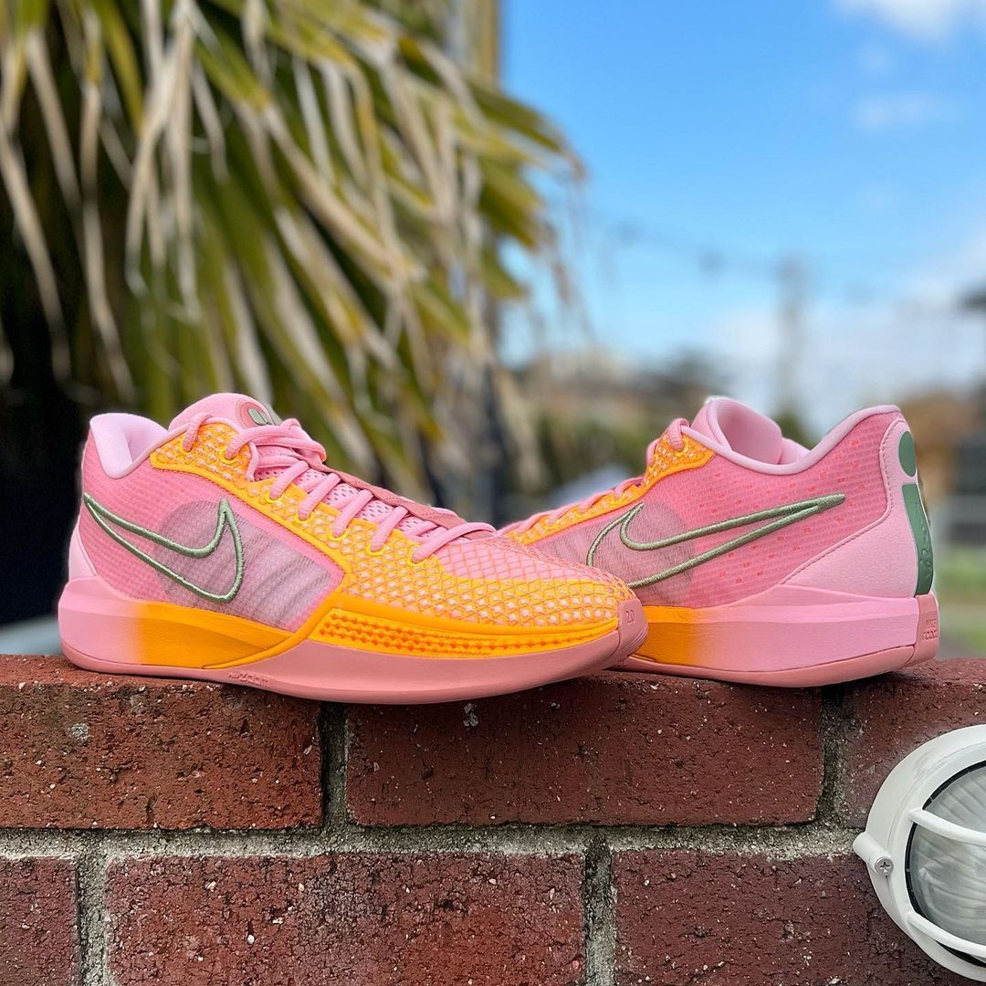 NIKE ウィメンズ SABRINA 1　本日限定値下げ NIKE SABRINA 1 'WEST COAST ROOTS' ナイキ サブリナ 1