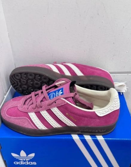 値下げします 新品 Adidas Gazelle Indoor トレーナー スポーツシューズ ピンク・クラウド・ホワイト iF1809