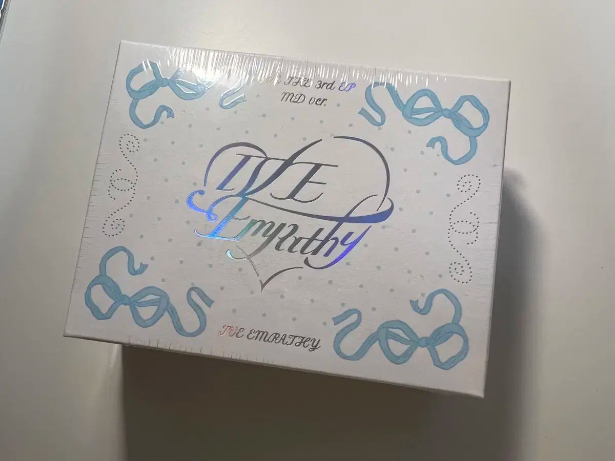 【雷市場（ポンジャン）商品韓国直送】 (安全な支払い) IVE(アイヴ) EMPATHY md バージョン Ver. 未開封