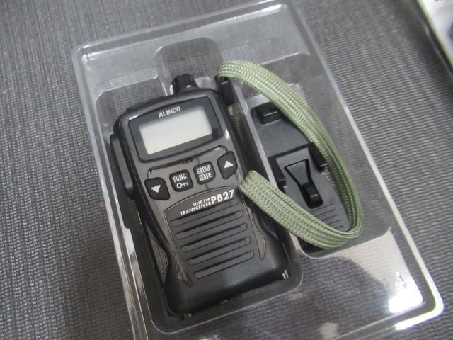 今がお得！ ALINCO アルインコ 特定省電力トランシーバー インカム DJ-PB27 4台セット 単三電池 動作 済み