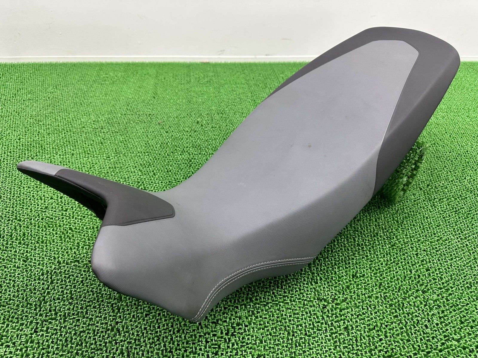 F700GS シート 5253 7697694 BMW 純正 バイク 部品 52537697694 F650GS 800GS 破れ無し シートベース良好 車検 Genuine Fx