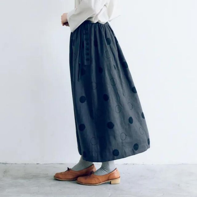 MAGALI | RONDリネン サイドボタンスカート チャコール | ボトムス スカート シンプル マガリ ドット ナチュラル