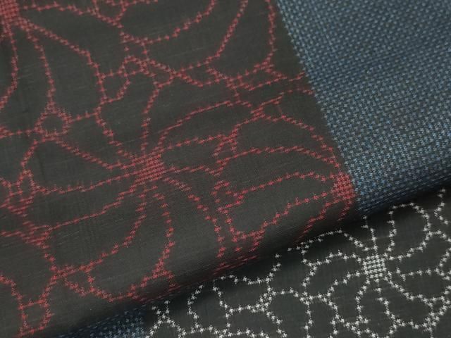 平和屋着物○本場大島紬 7マルキ 泥染め 横段花文 井上絹織物謹製 証紙