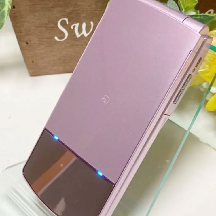 美品 ドコモ N-01G ピンク docomo 初期化済み 携帯電話 ガラケー