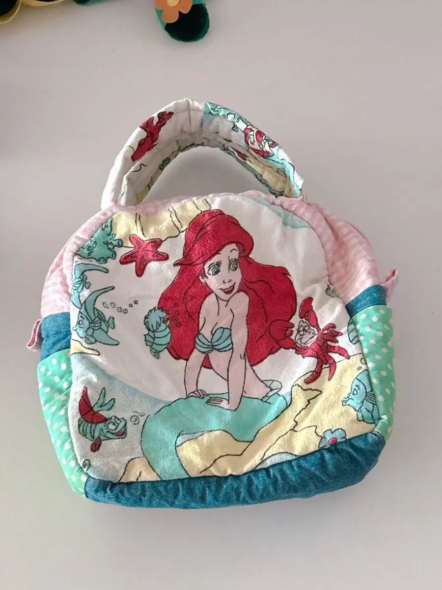 バイオハザード ポリスバッジ 亜鉛ダイキャスト 新品 RPD ジル・ヴ h667