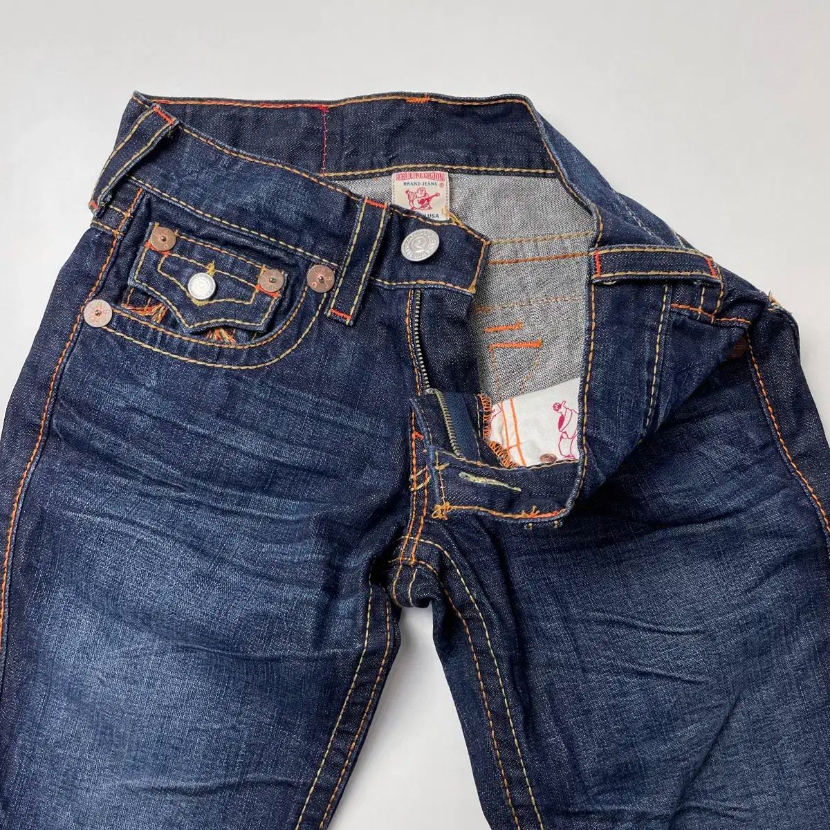TRUE RELIGION デニム　レインボーステッチ TRUE RELIGION(トゥルーレリジョン) レインボー ジョイ ステッチ