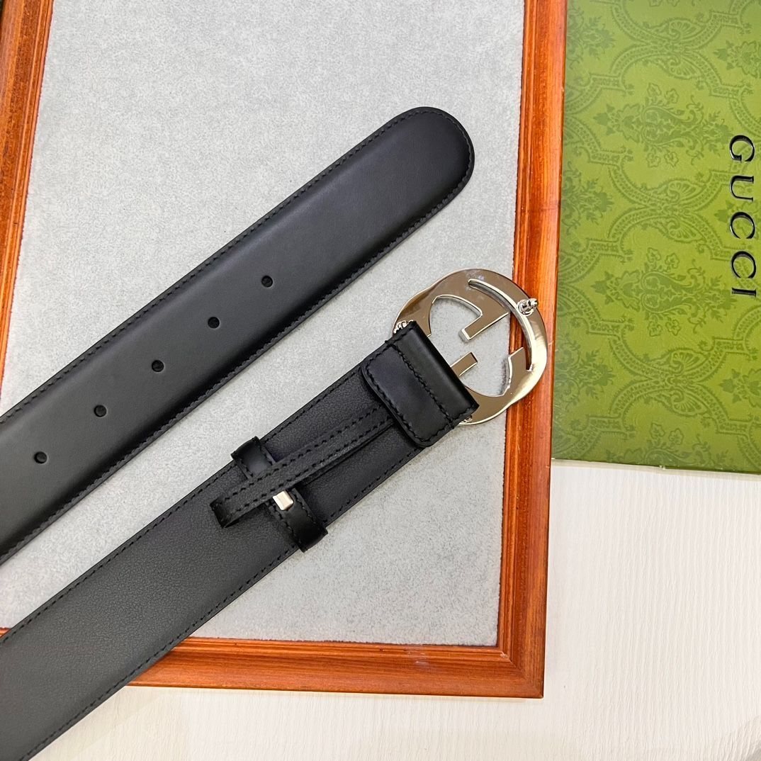 今日特価】Gucci 2024 年式 3.8cm 幅 輸入生地 & 本革ベルト-2