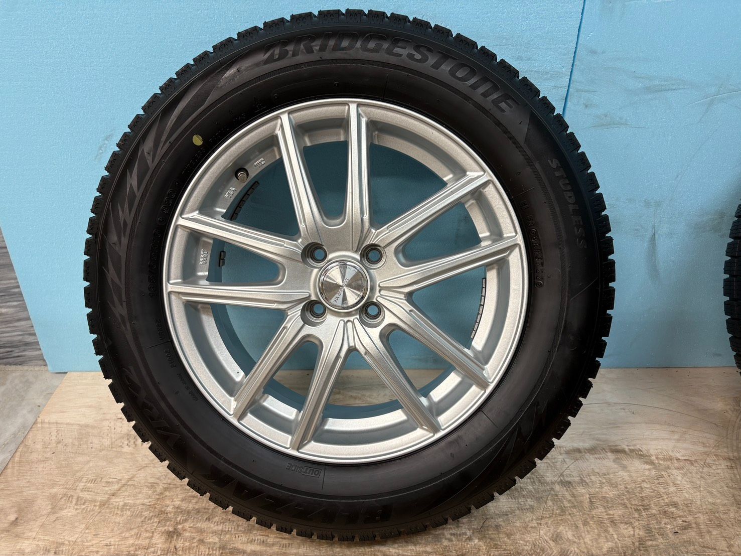 195|65|R16 VRX2 スタッドレス ブリヂストン BLIZZAK VRX2 16インチ ４本ホイールセット R16No6