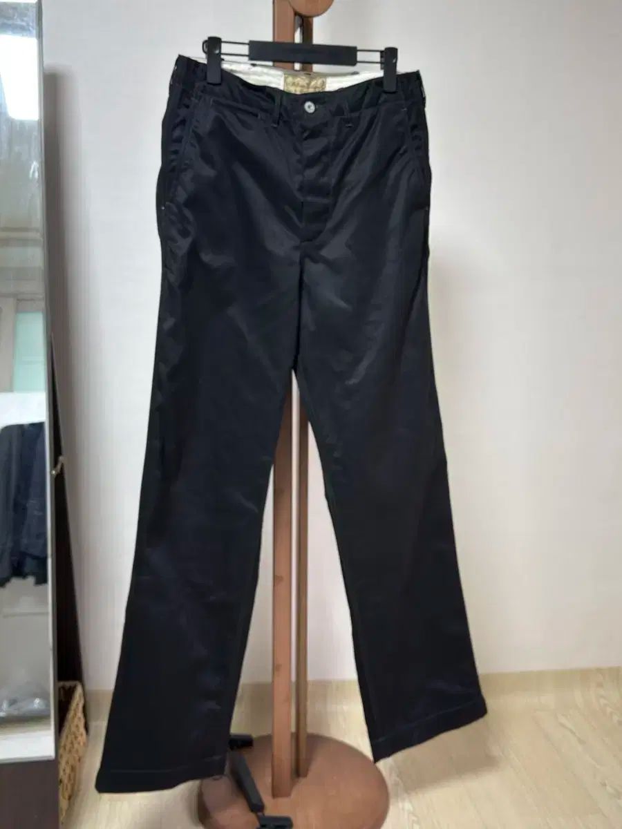 BUZZ RICKSON'S ブラックチノパンツ W34 BUZZ RICKSON'S ブラック