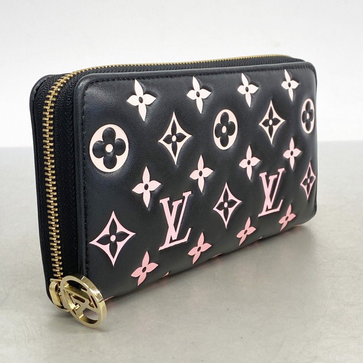 新品未使用 ルイヴィトン 長財布 ジッピーウォレット フューシャ 目を惹く♡国内発】LV ジッピー・ウォレット 長財布 (Louis