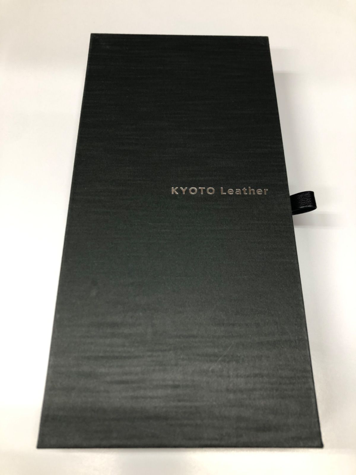 まどかマギカ べべ 逃走中 本革財布 未使用 Amazon.co.jp: レア品！ べべ逃走中 本革製財布 リニューアル版