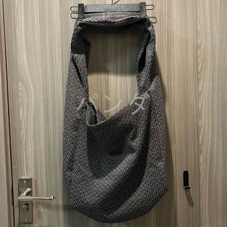 Omar Afridi オマールアフリディ 23AW ショルダーバッグ モードデザイン 25SS スタイリッシュバッグ Z224