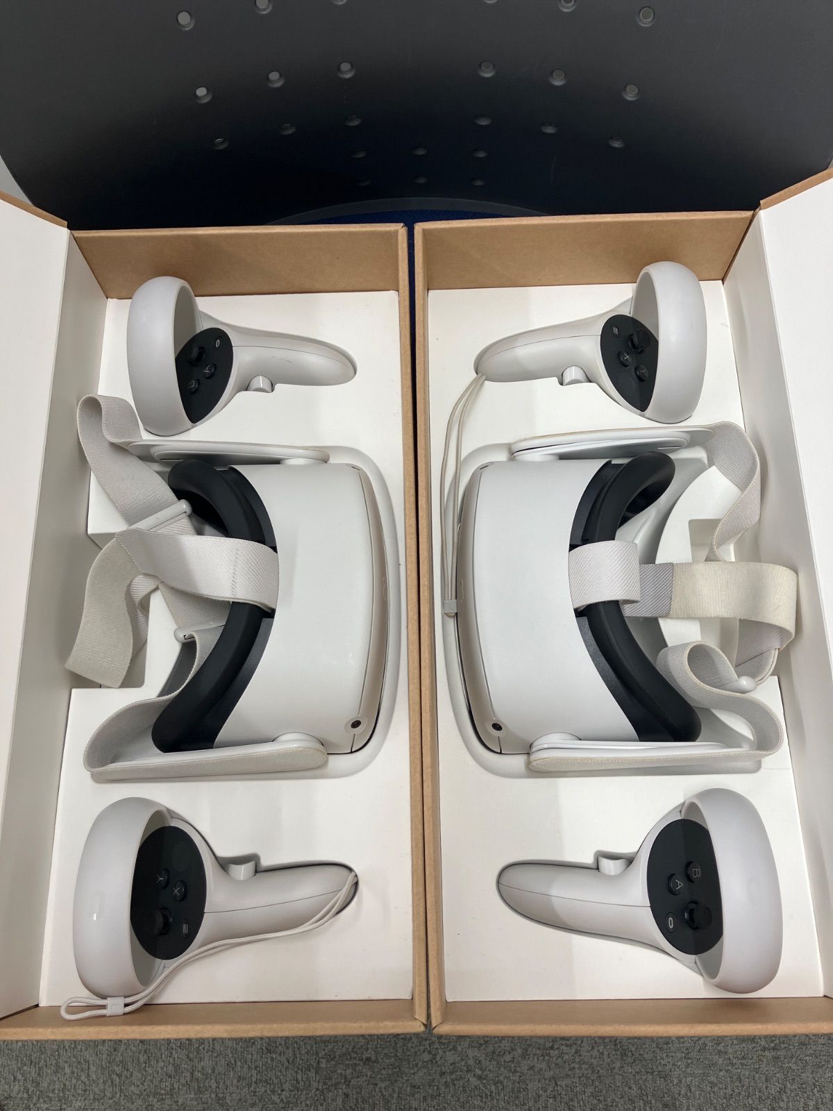 メタクエスト3s 128GB VRヘッドセット コントローラー付き Quest 3S ヘッドセット コントローラー付き Amazon.co.jp: Meta Quest