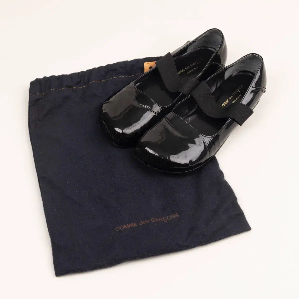 COMME des GARCONS コム デ ギャルソン エナメル フラット シューズ 245 ー 250 CAKEHOUSE_CO_ZW